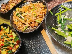 -潮十三潮汕砂锅粥(高新四路大都荟店)