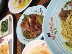 -哇蛙牛功夫面渝都料理(龙阳广场店)