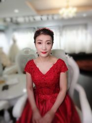 -雪莉美妆婚纱馆