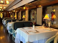 -火车头法国西餐厅