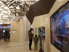 售票处-英皇UA电影城(瑞虹天地月亮湾)