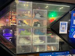 -UP嘻哈酒吧(粉巢店)