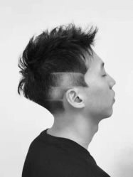点击看大图 -环球蝶上美业连锁