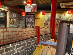 -羊家胡同·龙虾烧烤火锅(龙汇路店)