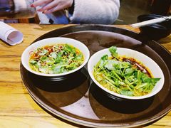 麻酱小料-万记麻辣烫国展总店