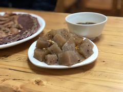 -闫家驴肉老店(华电一校店)