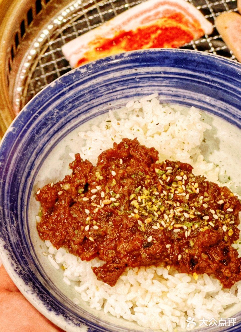 人均不过百，实现和牛烧肉自由，还有帅气小哥帮