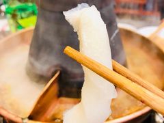 -楼外楼大刀肉传统火锅居(幸福街店)