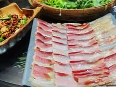瓦片老腊肉-昆虫窝子·特色云南菜(拓东路总店)