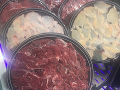 -醉董牛川派鲜肉自选火锅(烟台店)