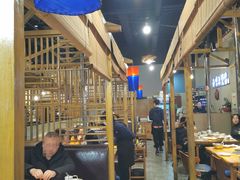 大堂-唯成•韩国炭火烤肉 유성고기