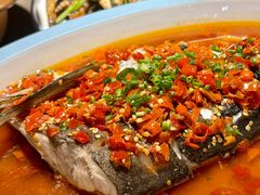 剁椒深海鱼头-渔歌子鱼头王(郑州总店)