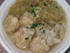 鲜虾鲜肉云吞-云云美食