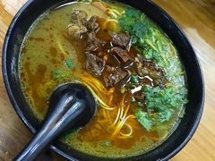 -志权牛肉面(灵山路店)