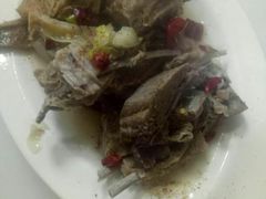 -穆豪麦蒸碗羊羔肉