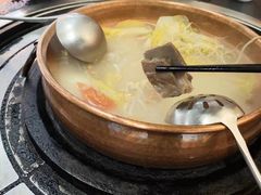 -阿山卓·野生菌火锅·纳西火塘烤肉