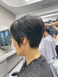 -宫铭烫发染发接发店