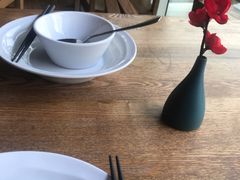 -蜜桃餐厅·伴山(湖滨商业街店)