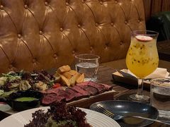 -The Cheebat 锌吧·Bistro(体育西店)
