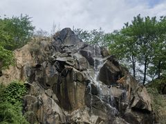 -何适山庄(水长城P2停车场店)