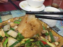 -乡土特色.冷锅鱼.牦牛肉汤锅