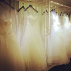 IN&nbsp;SHINE·婚纱之王-韩国天使嫁衣婚纱礼服馆(上海旗舰店)