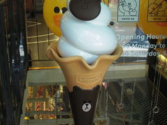 -LINE FRIENDS Garosu-gil Flagship Store