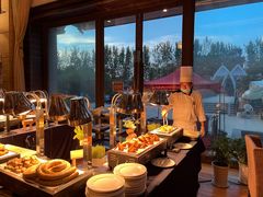 自助取餐区-上海东方佘山翰悦阁酒店·Vie全日制餐厅