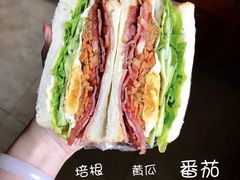 -花园饼屋·吐司蛋糕面包(星海店)