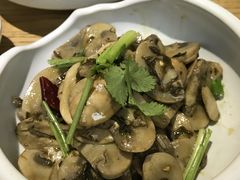 -潮粥荟·潮汕砂锅粥(朝阳大悦城店)