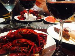 -荣誉国际酒店-云顶旋转餐厅