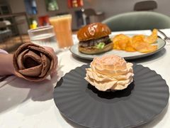 -潮一不贰·法式甜品·生日蛋糕·西式简餐(外滩店)