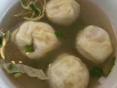 -佬钱湾仔(衣裳街店)