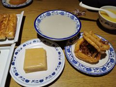豆汁-铸钟褡裢火烧(西三环紫竹桥店)