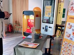 -麦当劳(玉桥中路店)