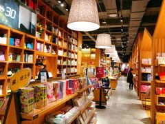 -百新书局(尚悦湾店)