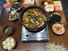 -黔有有贵州酸汤夺夺粉火锅(五味十字店)