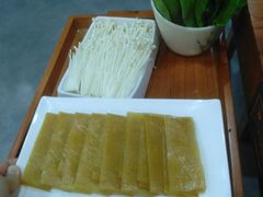 豆油皮-忆千城印象火锅川锅·铜锅·烧烤