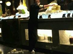 -半岛翡丽海鲜自助餐厅(观风亭店)