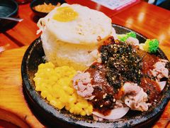 黑椒肥牛饭-鑫日千里马朝鲜族小馆(总店)