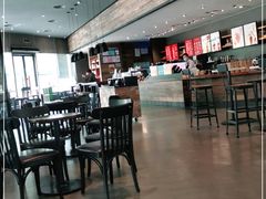 大堂-星巴克(东莞莞城万科中心店)