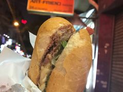 -Bánh Mì Huynh Hoa