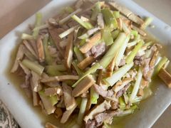 韭黄香干肉丝-秀英小吃