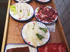 -贤合庄卤味火锅(时代广场店)