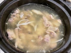 -东椰·海南椰子鸡火锅(朝阳门店)