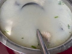 -雪湖煜辰鱼头老店(雪野湖店)