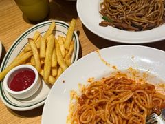 -菲滋意式餐厅(金华银泰城店)