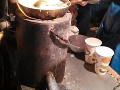 -清真老马家国华牛奶鸡蛋醪糟(正宁路店)