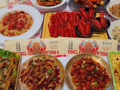 -肥肥虾庄·金牌油焖大虾(汉口城市广场店)