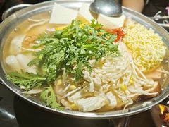 部队火锅-富乐满韩国正宗炸鸡韩国料理(虹泉路店)